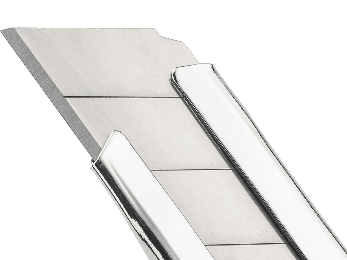 Cutter Corta Cartón Hoja De 18 mm Cambiable, Facil De Cortar