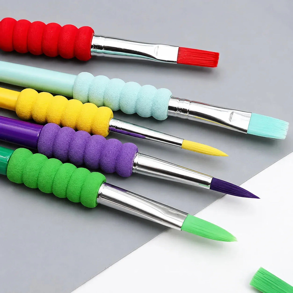 Set 3 Pinceles Infantiles Giorgione Grip Ergonómico