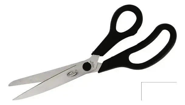 Tijera Profesional Adix 24.5 cm Mango Ergonómico Negra